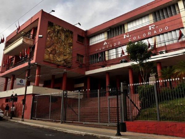 Denuncias masivas en las redes por afiliaciones arbitrarias a ANR y PLRA