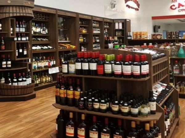 Venta de bebidas alcohólicas es permitida hasta las 20:00