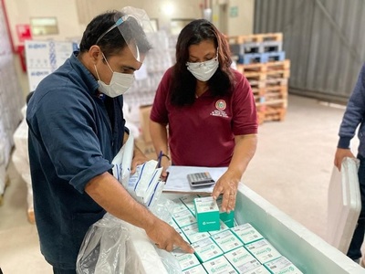 Salud: emplazan a empresa para proveer insumos