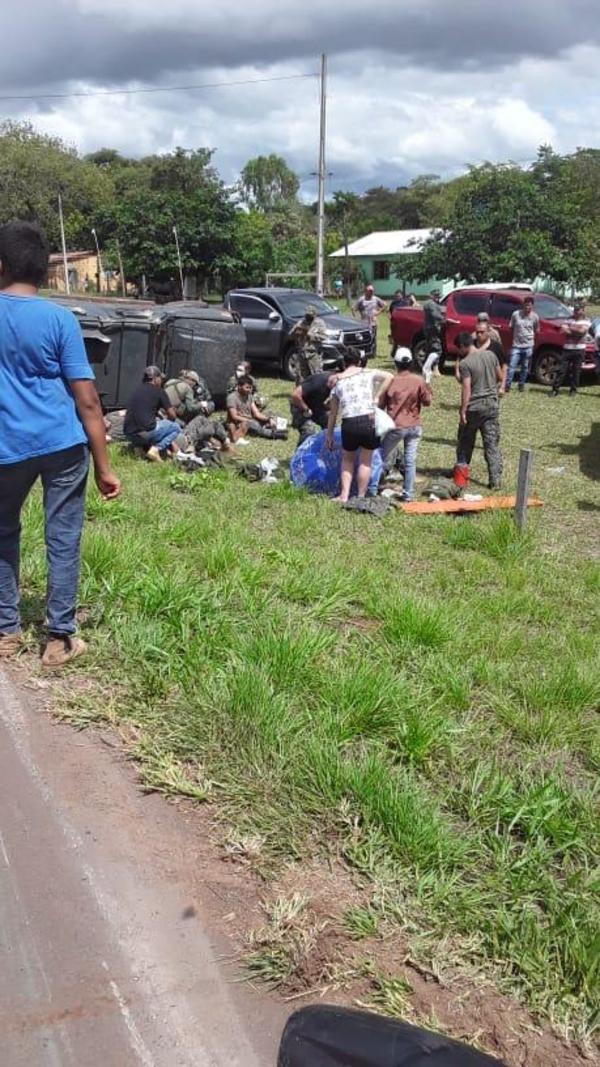 Vuelca camión militar en Yby Yaú y dos uniformados estarían graves - ADN Digital