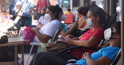 La Nación / Clínicas: “Es un problema de la salud, no de la atención en las urgencias”