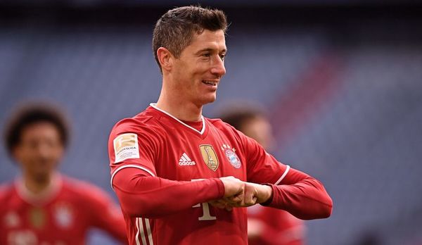 Triplete de Lewandowski y un nuevo triunfo del Bayern - Fútbol - ABC Color