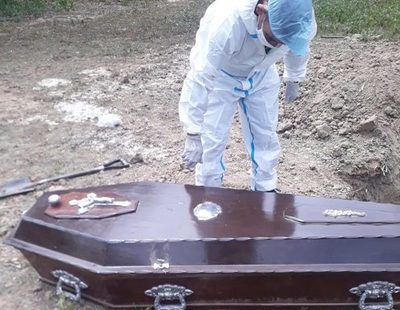 Desenterraron cuerpo del hombre que murió de Covid en Puerto Casado