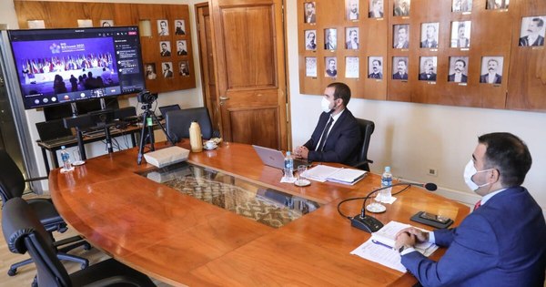La Nación / Los mayores desafíos son la emergencia sanitaria y los sectores vulnerables, sostiene Llamosas