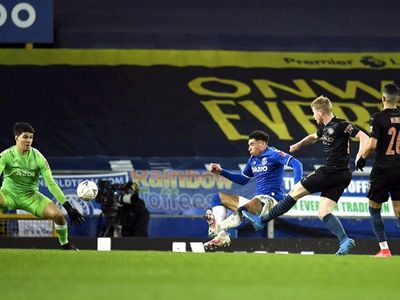Gundogan y De Bruyne envían al City a semifinales