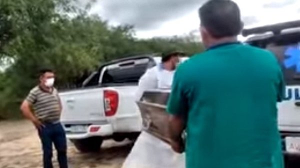 Sepultan dignamente a anciano que falleció por covid-19 en Puerto Casado | Noticias Paraguay