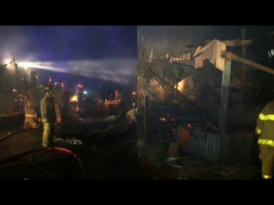 BOMBEROS LOGRAN CONTROLAR INCENDIO DE 3 VIVIENDAS EN CRUCE KIMEX