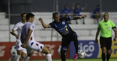 La Nación / Nacional iguala con 12 de Octubre