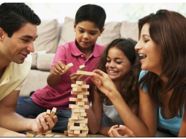 A compartir actividades útiles y recreativas en familia