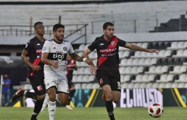 Debut de Orteman en el decano - Fútbol - ABC Color