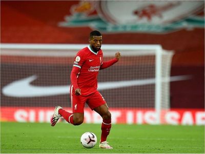Wijnaldum firma un precontrato con el Barcelona