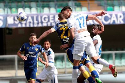 Zapata ayuda al Atalanta a consolidar su posición de Champions - Fútbol - ABC Color