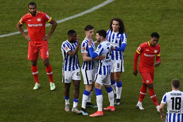 Hertha Berlín toma aire al sorprender al Bayer Leverkusen - Fútbol - ABC Color