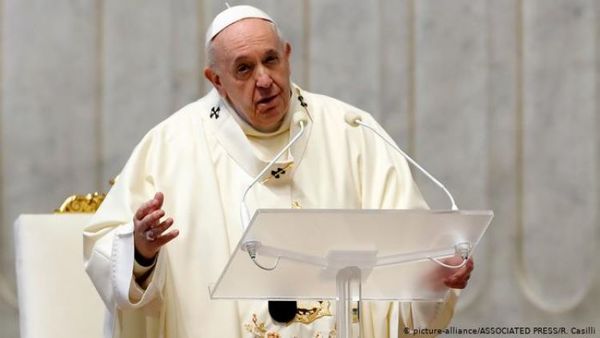 El papa denuncia que las mafias están explotando la pandemia