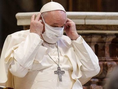 Papa denuncia que mafias “se aprovechan” de la pandemia y “se enriquecen con corrupción”