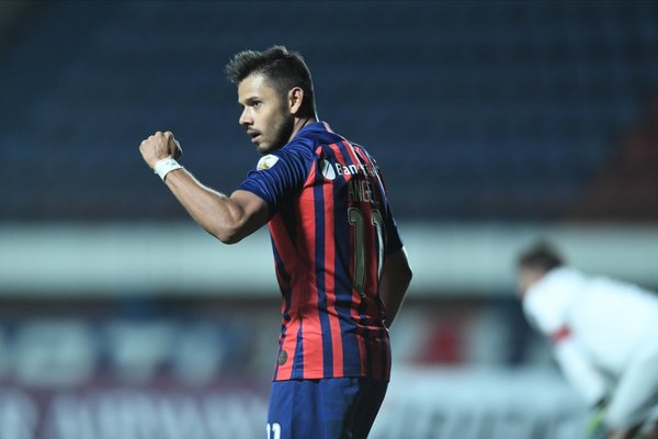 Ángel Romero, elegido la figura de la semana de Copa Libertadores