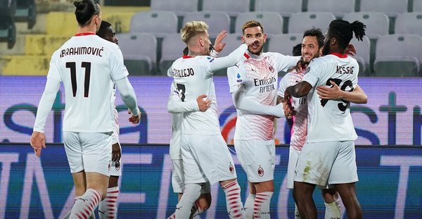 La Juventus se aleja del 'Scudetto' y Milan recupera terreno arriba