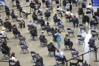 EEUU administra tres millones de vacunas al día por segunda jornada consecutiva