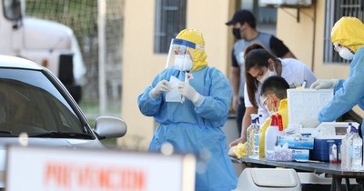 La Nación / Línea 154 está saturada y los testeos se retrasan