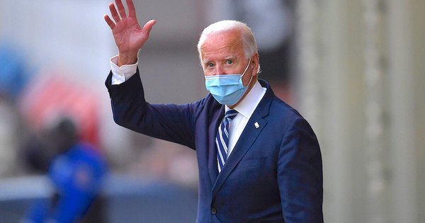 La Nación / El gobierno de Biden, a la defensiva ante su primera crisis migratoria