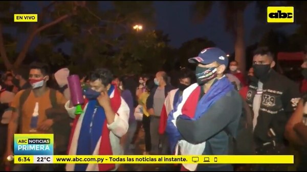 Altoparanaenses se suman a protestas ciudadanas en Asunción - Nacionales - ABC Color