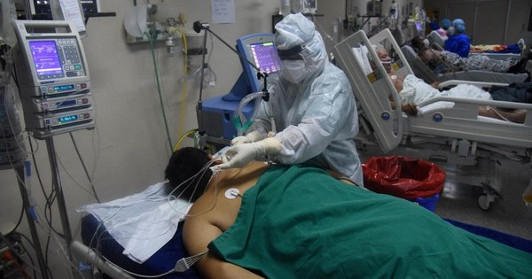 La Nación / COVID-19: “La terapia intensiva se asocia con la mortalidad”, dice especialista en medicina crítica