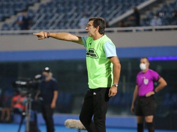 Gustavo Costas: "No nos merecíamos irnos sin nada"