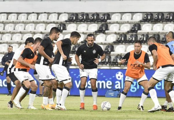 Primera vez de titular y el pedido de cambio - Olimpia - ABC Color