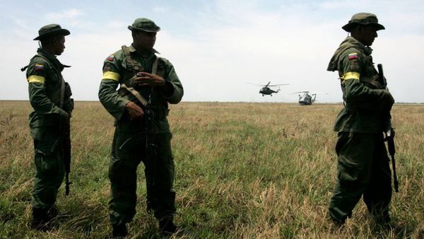 Dos militares venezolanos muertos y varios heridos en un enfrentamiento armado en la frontera con Colombia