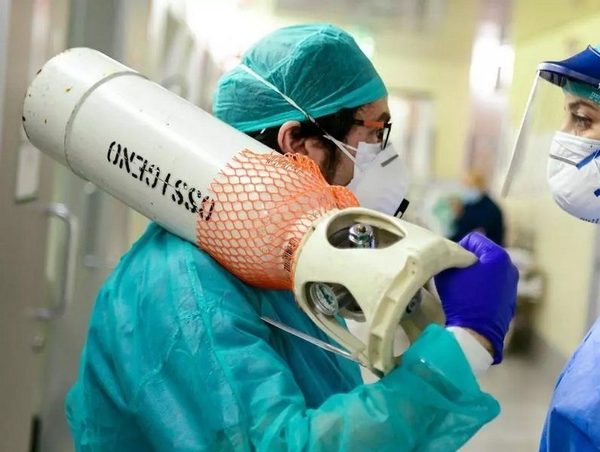 Demanda de oxígeno en hospitales aumentó y Salud dice garantizar provisión · Radio Monumental 1080 AM
