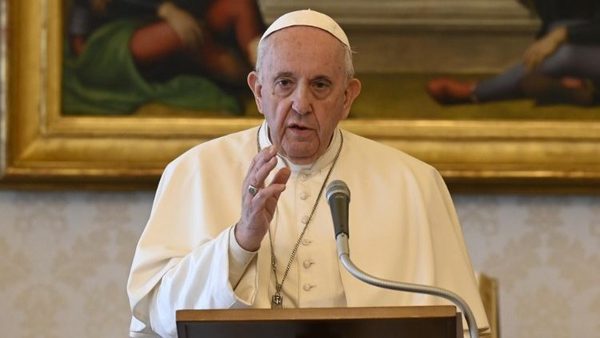 El Papa denunció que las mafias están explotando la pandemia y enriqueciendo con la corrupción