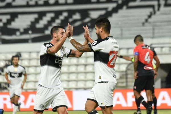 Debut triunfal de Sergio Orteman como entrenador de Olimpia