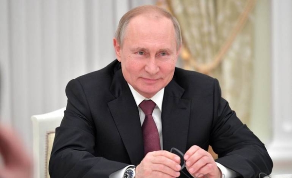 Diario HOY | Putin anuncia que este martes se vacunará contra el COVID-19