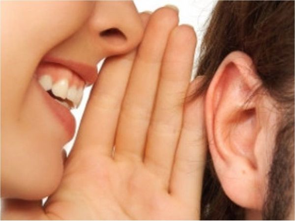 ¿Cómo lidiar con el chisme?: psicólogo sugiere terapia