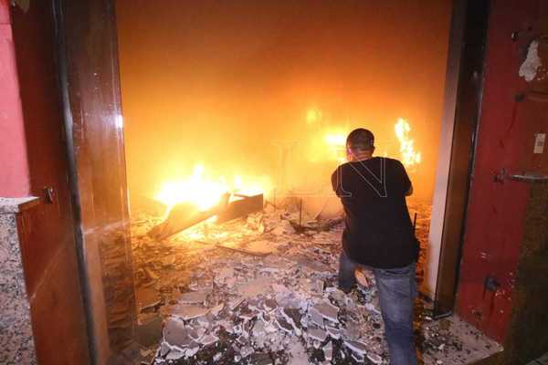 Admiten imputaciones contra presuntos incendiarios de Colorado Róga - ADN Digital