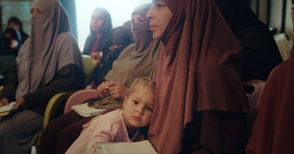 La Nación / Las “novias del EI” en Siria cuentan su historia en un documental