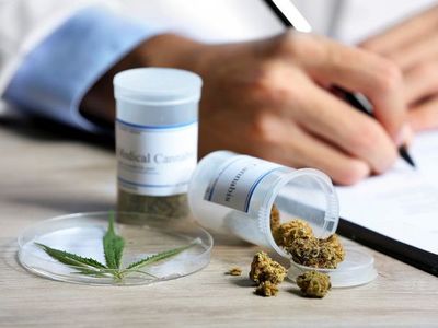 Aceite de cannabis: Lamentan obstáculos para inscripción de médicos