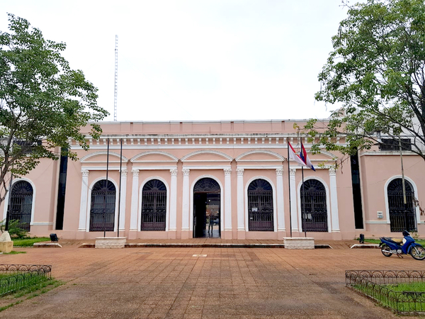 Imputan al intendente de Concepción por presunto perjuicio patrimonial de casi G. 1.600 millones | Ñanduti