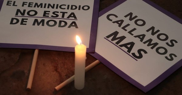 La Nación / “No quiero ser víctima de feminicidio”: joven clama por ayuda ante violencia familiar
