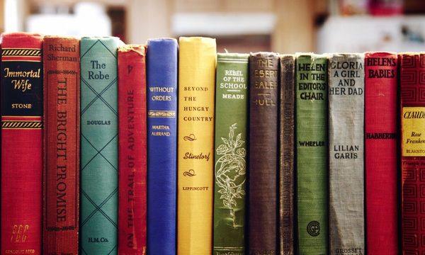 «Lectio» encuentros literarios de la Biblioteca Roosevelt