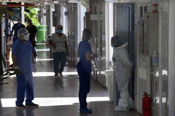 Injerencia política afecta a los hospitales, denuncian desde el Sindicato de Médicos - Nacionales - ABC Color