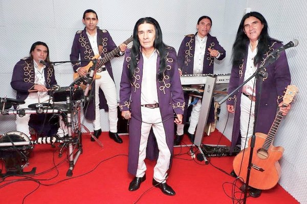 The Fenders lanza tema del carpintero al que “ya no le gusta clavar y usa la cola nomás” (video)