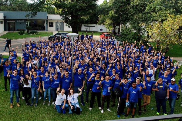 Tigo premia a sus colaboradores de la fuerza de venta