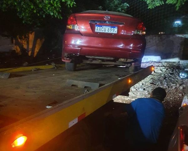 Abandonan vehículo tras accidente - ABC en el Este - ABC Color