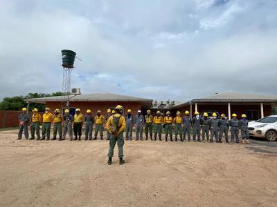 Bomberos del Chaco se capacitan en prevención y control de incendios forestales