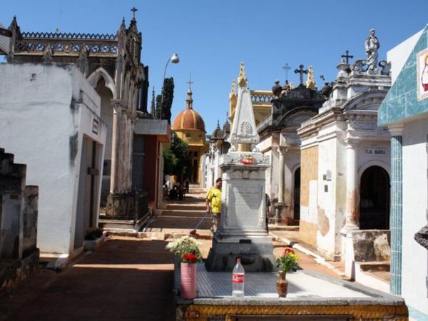 Cementerios de Asunción permanecerán cerrados hasta próximo aviso