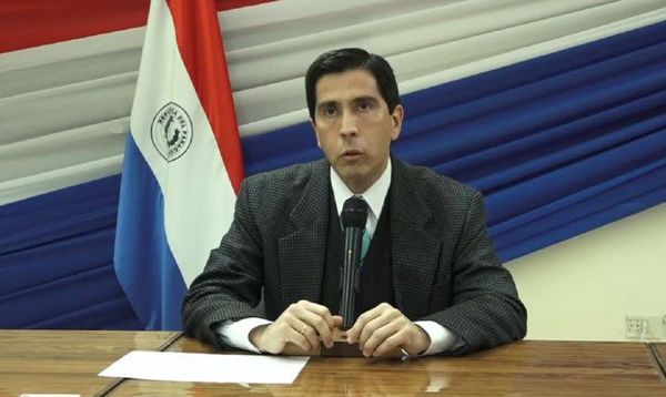 Federico González renunció como director interino de Itaipú