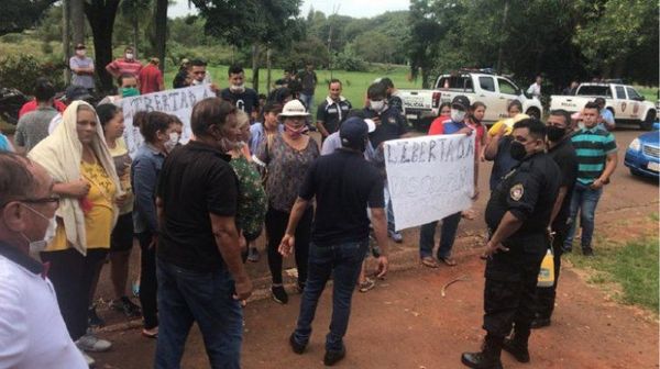 Alto Paraná: Piden libertad de detenidos en represión policial por cierre de ruta