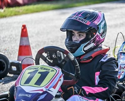 Mujeres al volante: momento histórico en el karting paraguayo - Automovilismo - ABC Color