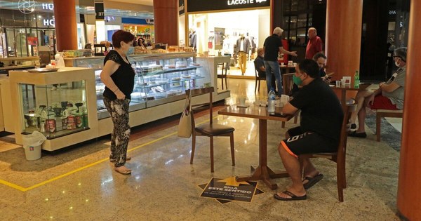 La Nación / Economistas afirman que volver a cuarentena total podría ser letal para varias empresas